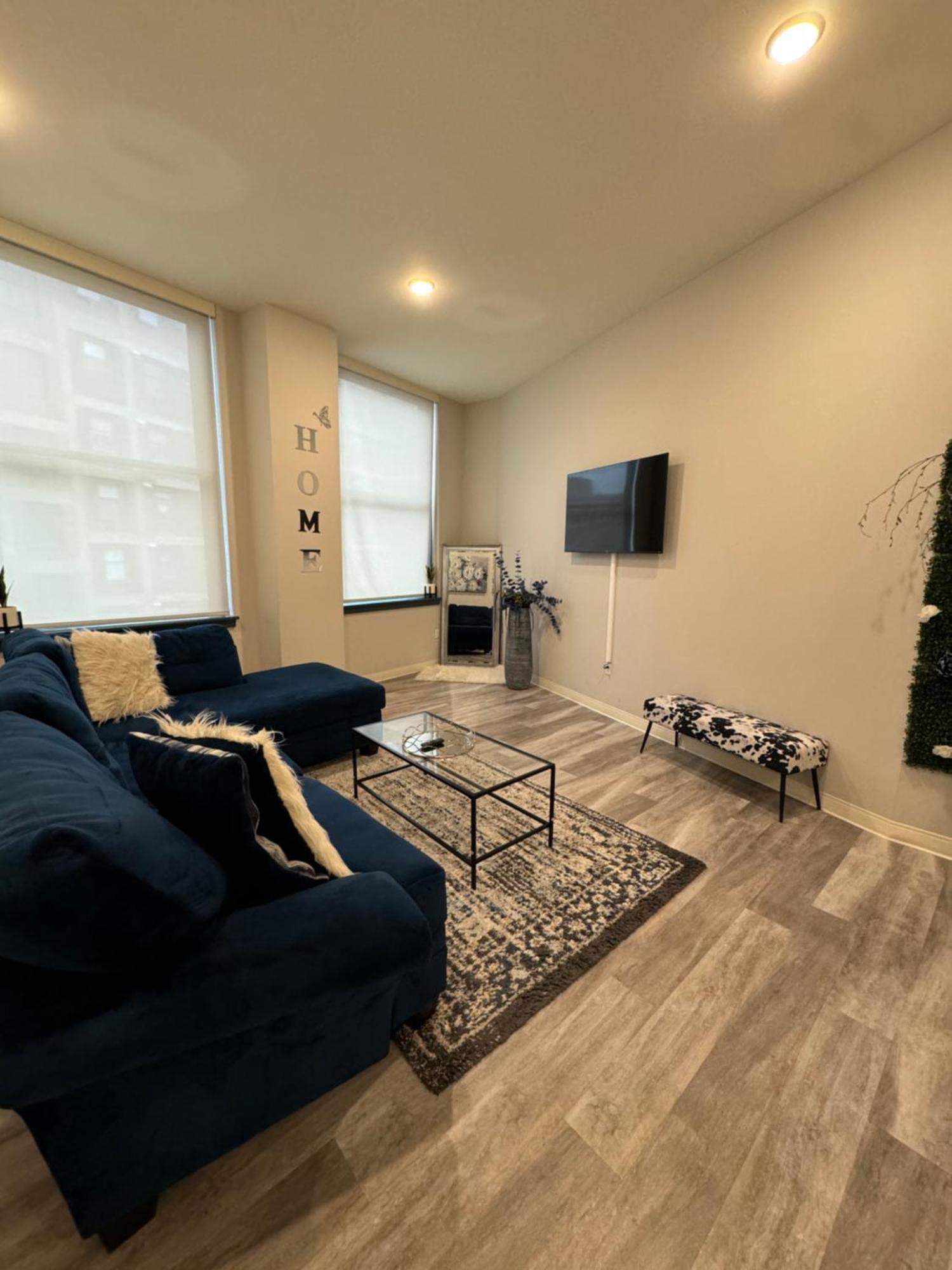 Beautiful Condo/rooftop Patio With Free Parking Apartamento Cleveland